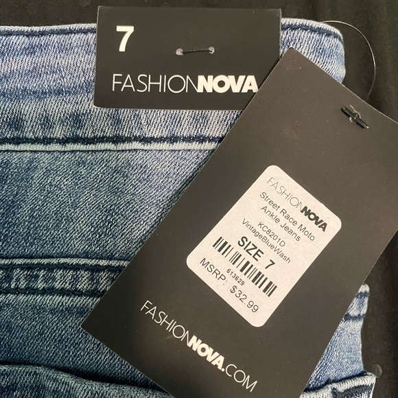 Fashion Nova Street Racer Moto Ankle Jeans Size 7 - Picture 3 of 6